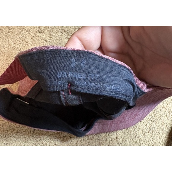 Under Armour Free Fit Women's Hat Red Breathable Light Weight Summer - Picture 2 of 6
